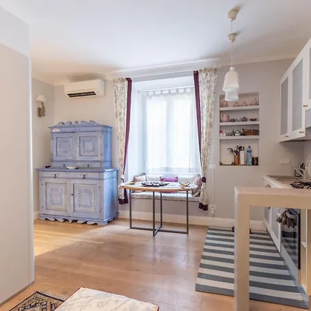 La Casa Di Nina In Via Veneto * Rome